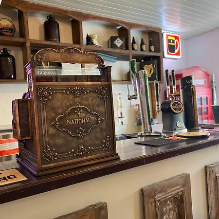 Dom wakacyjny Fitzgeralds - - Sleeps 34 Ballybunion