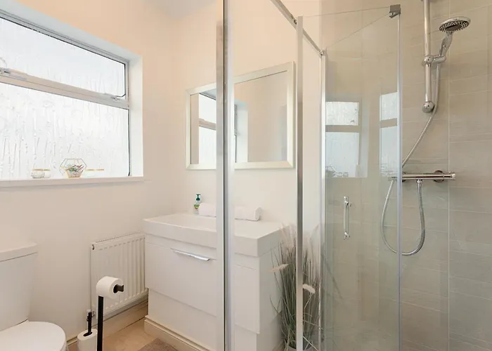 Fitzgeralds - - Sleeps 34 *